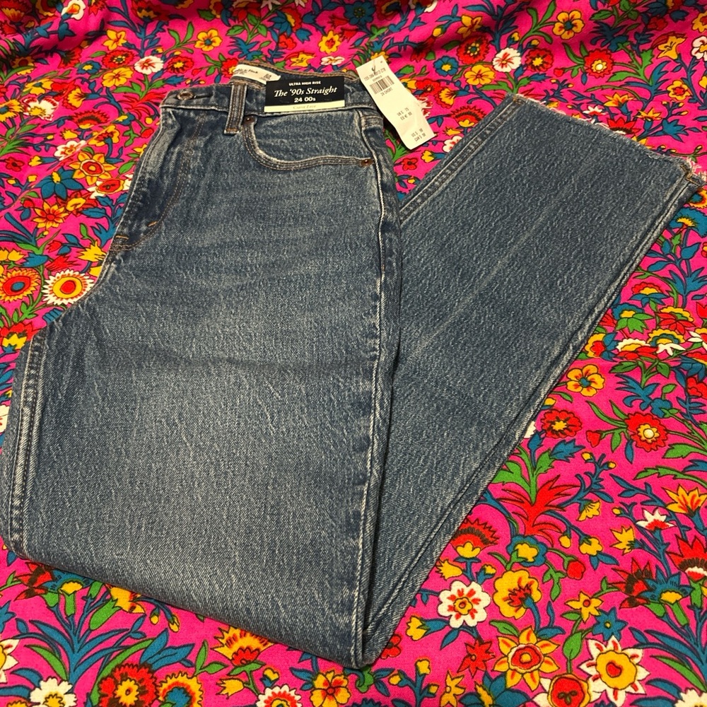 90’s Straight High Rise Denim